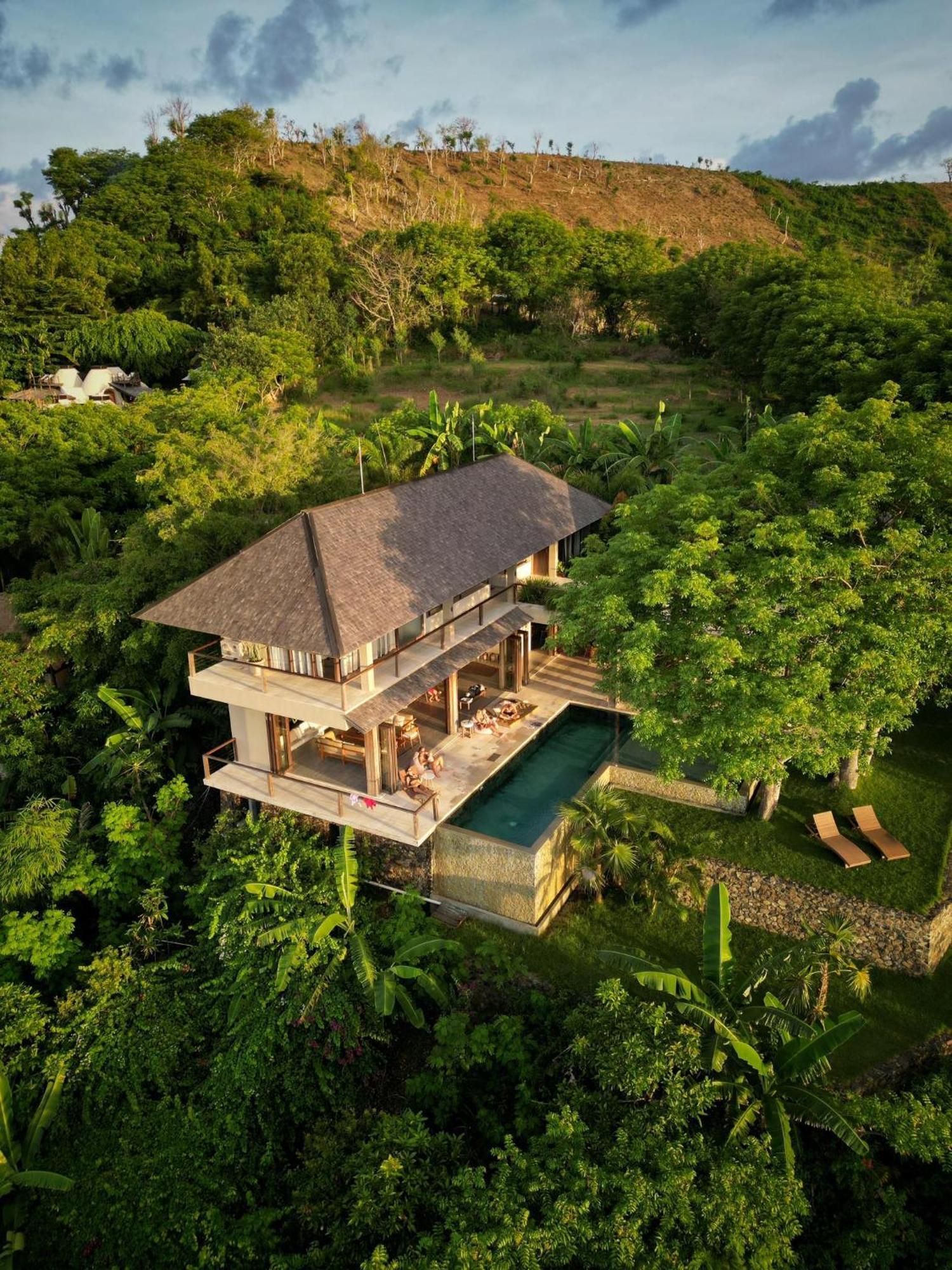 Villa Sorgas Kuta  Exterior photo